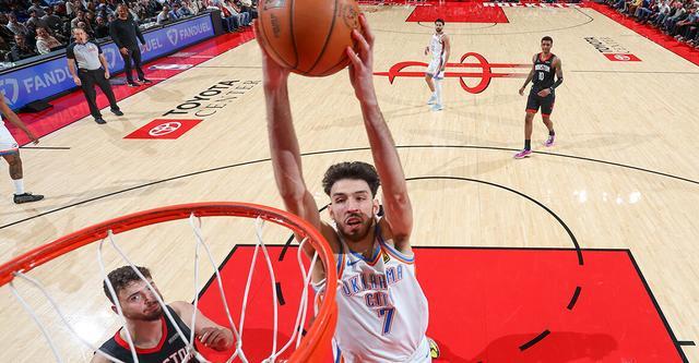 世界杯客户端安装说明-亚历山大盛赞切特：他毫无疑问是全明星球员